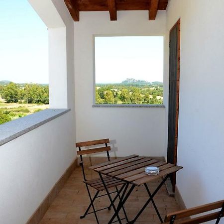 B&B Il Mirto Di Paola Torpè 外观 照片