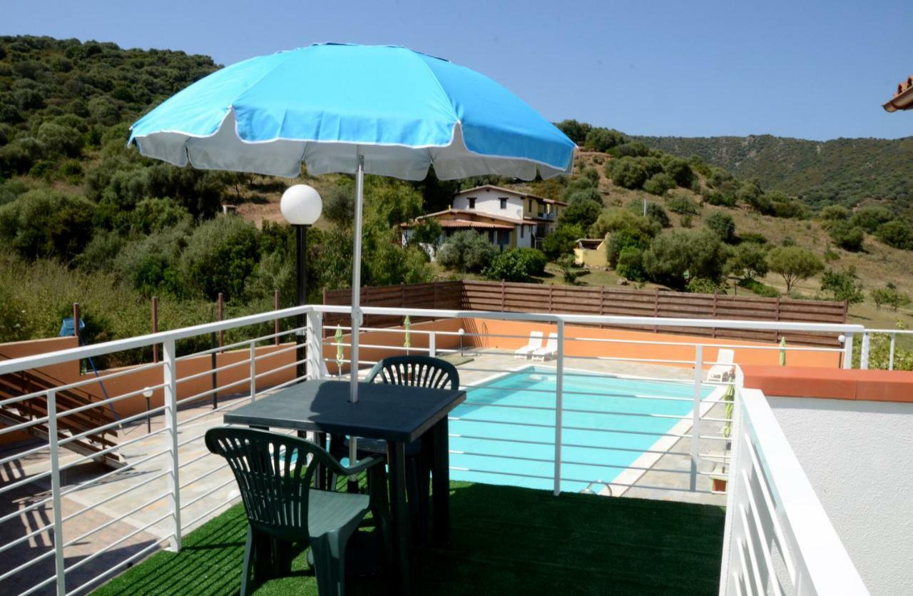B&B Il Mirto Di Paola Torpè 外观 照片